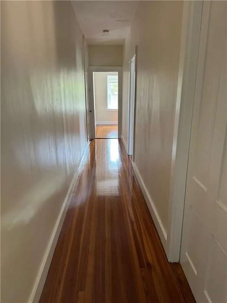 26 Ayrault Street Newport RI 02840