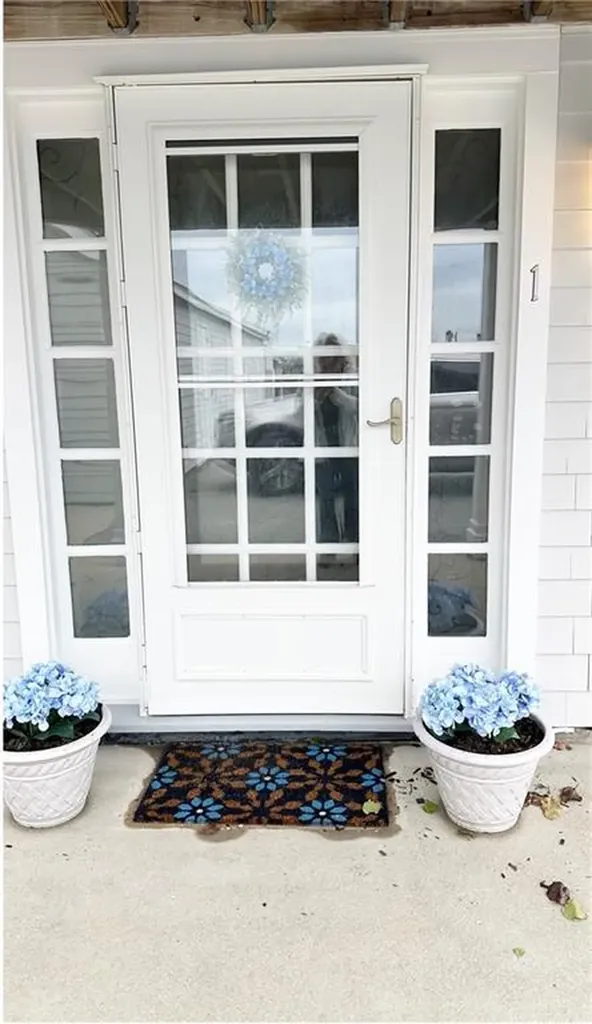 227 Thames Street Bristol RI 02809