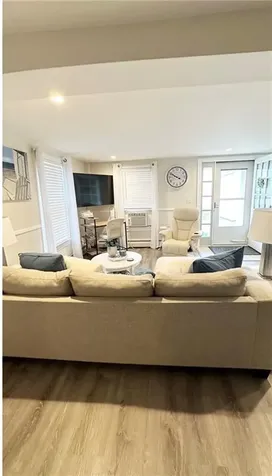 227 Thames Street Bristol RI 02809