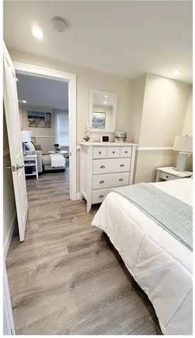 227 Thames Street Bristol RI 02809