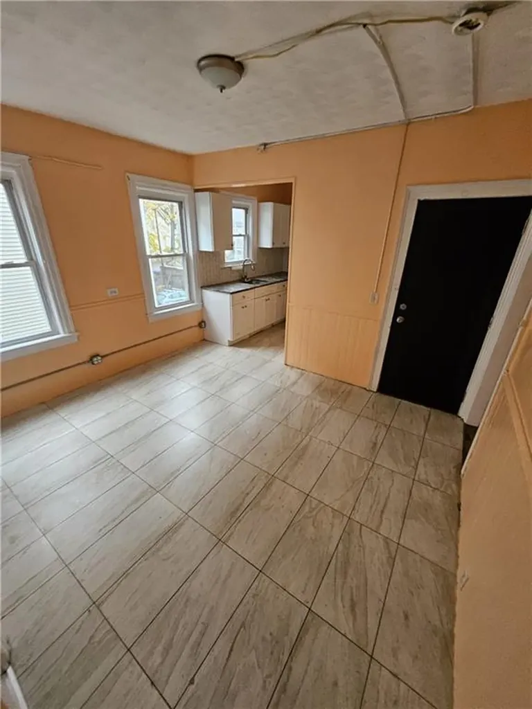 38 Atlantic Street Providence RI 02907