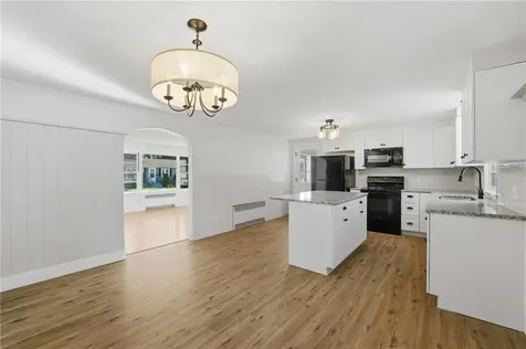 12 Oakland Avenue Johnston RI 02919