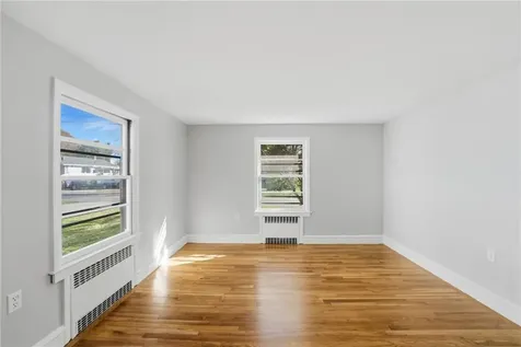 12 Oakland Avenue Johnston RI 02919