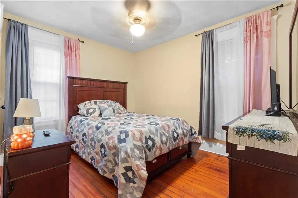 308 310 Pleasant Valley Parkway Providence RI 02908