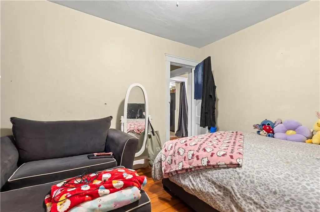 308 310 Pleasant Valley Parkway Providence RI 02908