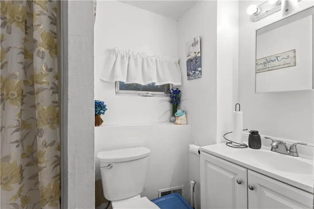 308 310 Pleasant Valley Parkway Providence RI 02908