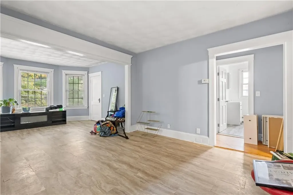 308 310 Pleasant Valley Parkway Providence RI 02908