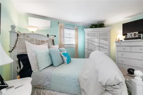 235 Kearns Avenue Tiverton RI 02878