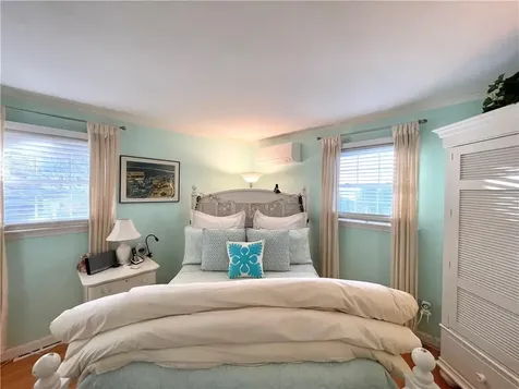 235 Kearns Avenue Tiverton RI 02878