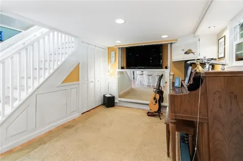 235 Kearns Avenue Tiverton RI 02878