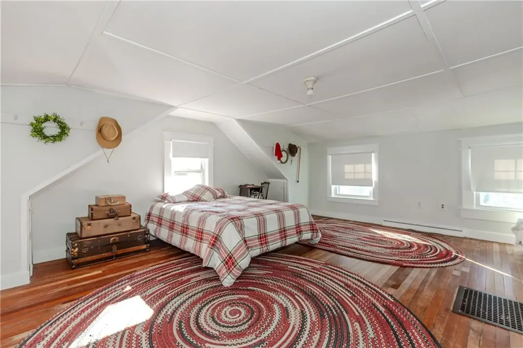 6 Wadsworth Avenue Smithfield RI 02917