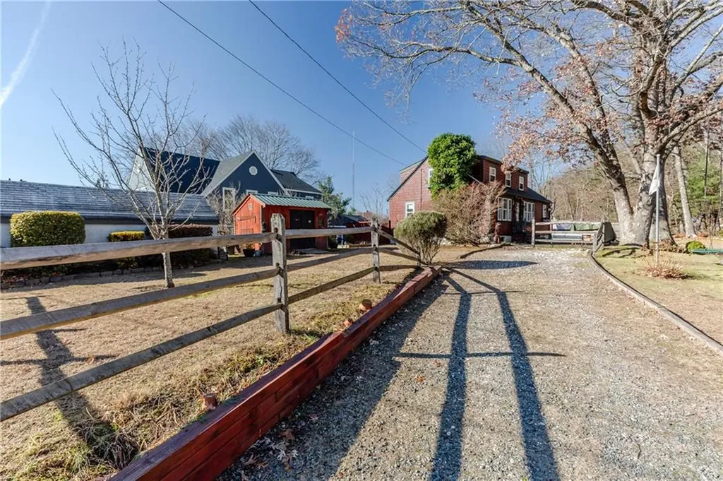 6 Wadsworth Avenue Smithfield RI 02917