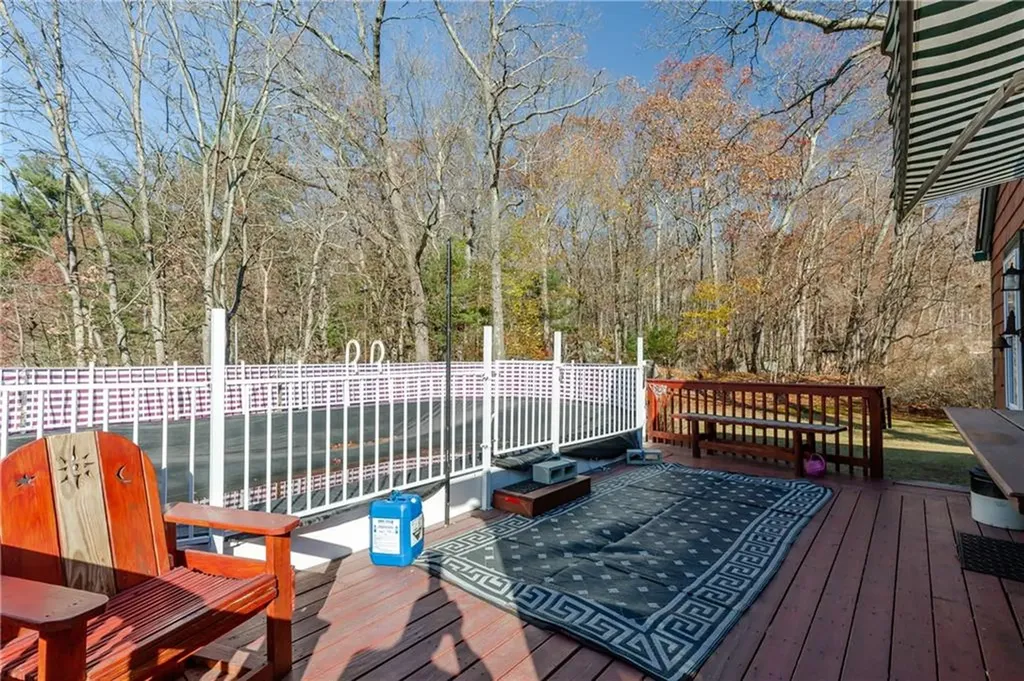 6 Wadsworth Avenue Smithfield RI 02917