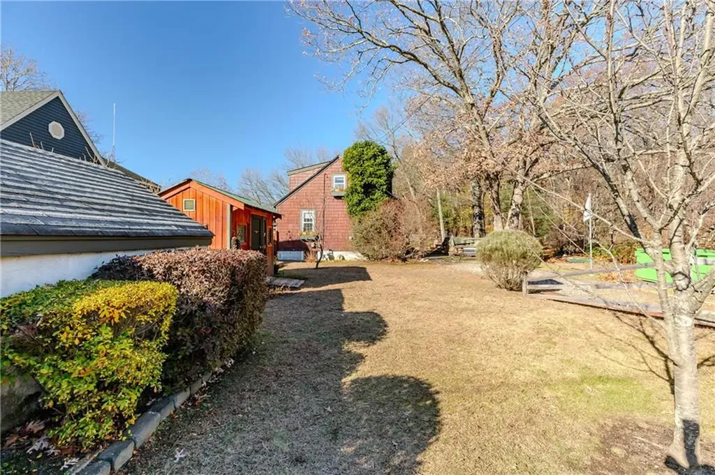 6 Wadsworth Avenue Smithfield RI 02917