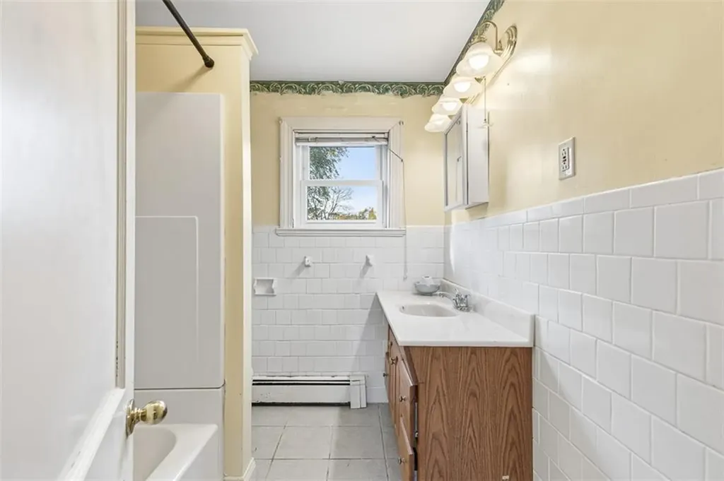 210 Promenade Street Barrington RI 02806