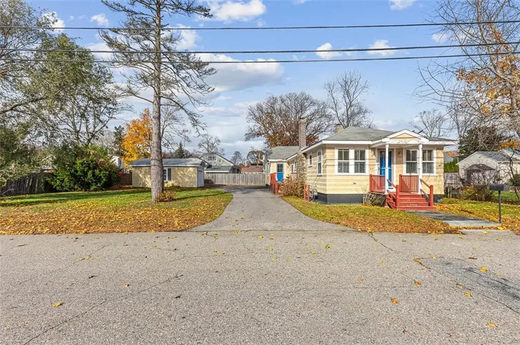 210 Promenade Street Barrington RI 02806