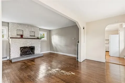 210 Promenade Street Barrington RI 02806