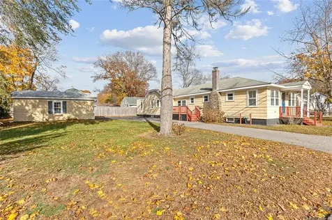 210 Promenade Street Barrington RI 02806