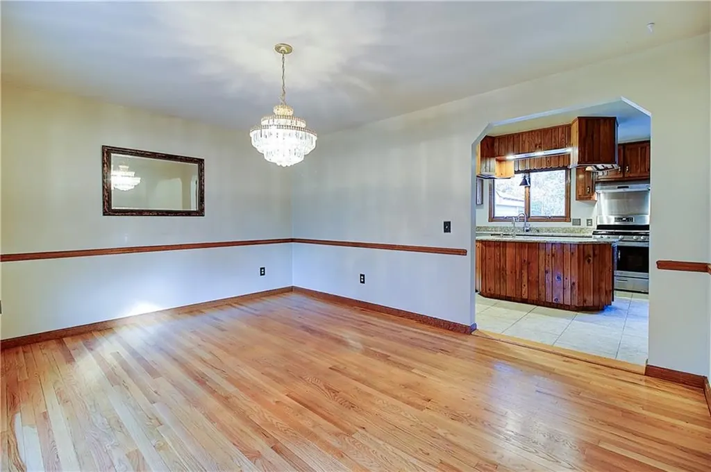 33 Sandy Way Cumberland RI 2864