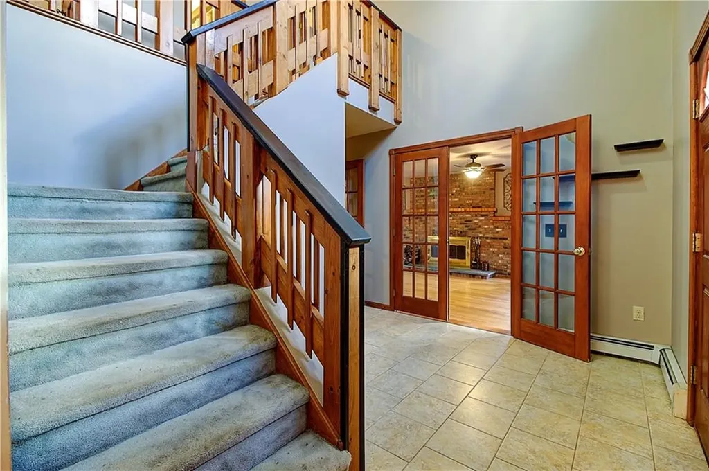 33 Sandy Way Cumberland RI 2864