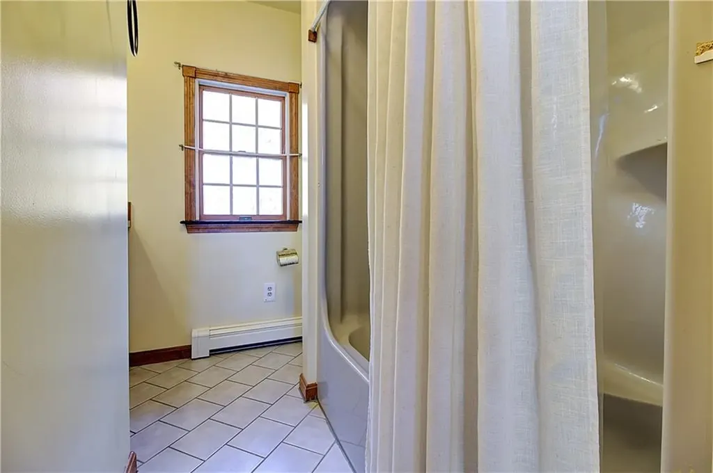 33 Sandy Way Cumberland RI 2864