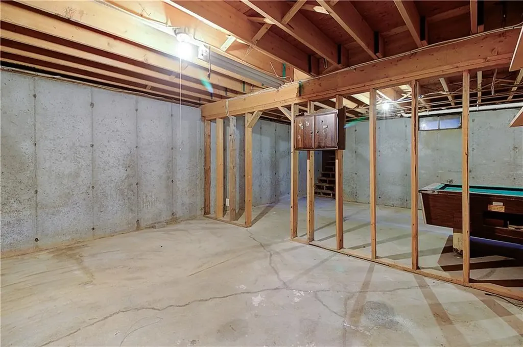 33 Sandy Way Cumberland RI 2864