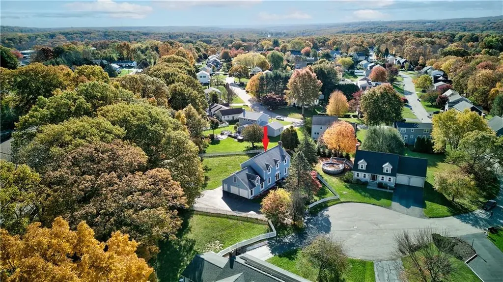 33 Sandy Way Cumberland RI 2864