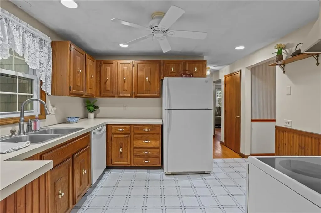100 Paine Street Warwick RI 02889