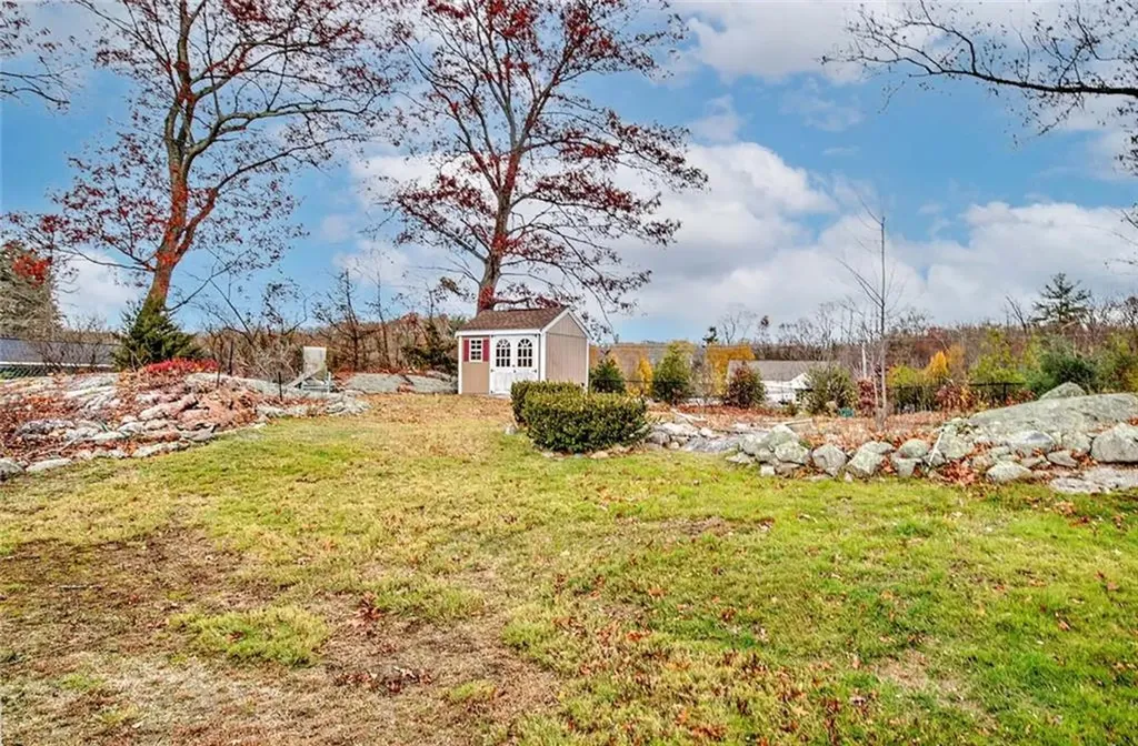 64 Peacedale Road Cumberland RI 02864