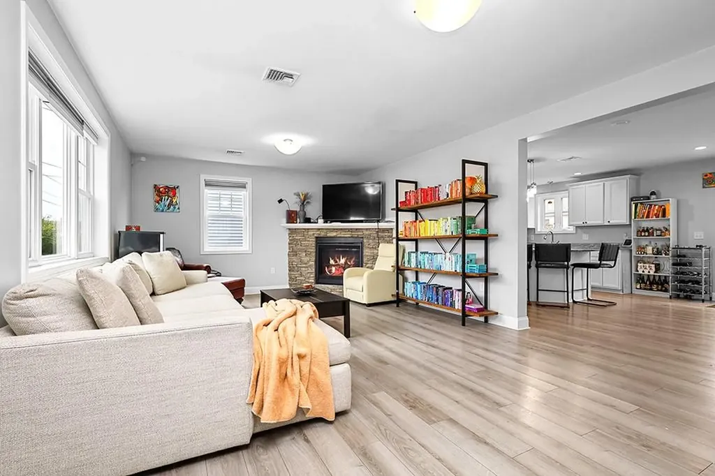 54 Raymond Street East Providence RI 02914