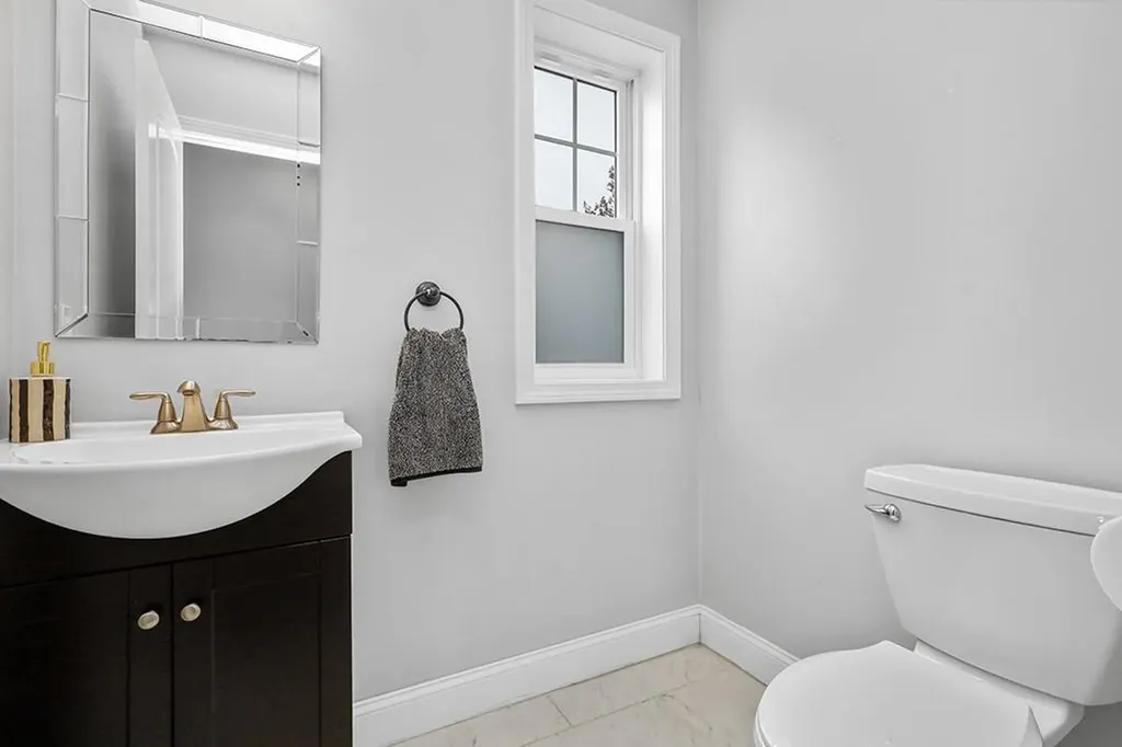 54 Raymond Street East Providence RI 02914