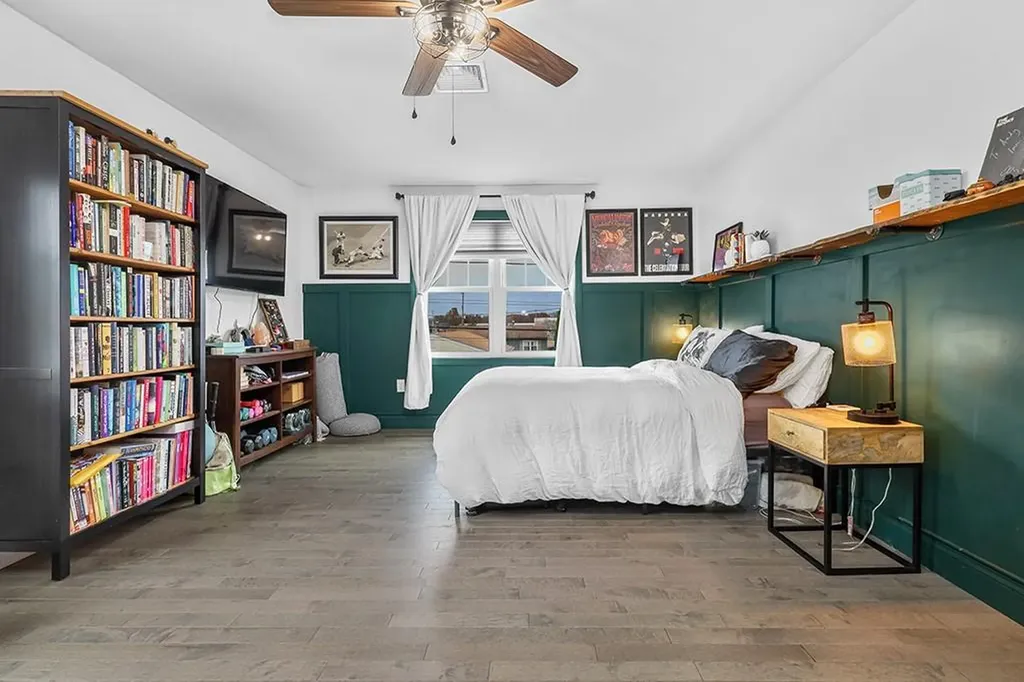 54 Raymond Street East Providence RI 02914