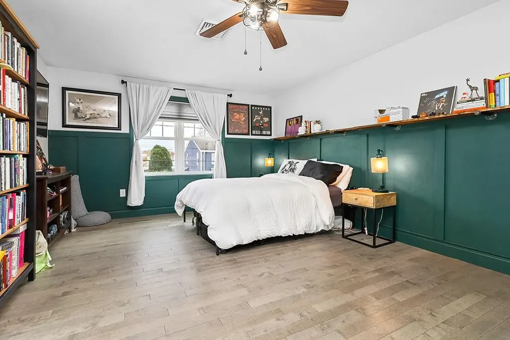 54 Raymond Street East Providence RI 02914