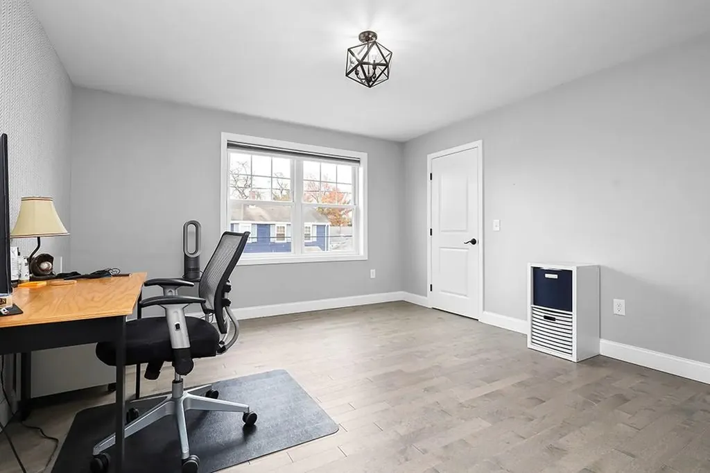 54 Raymond Street East Providence RI 02914