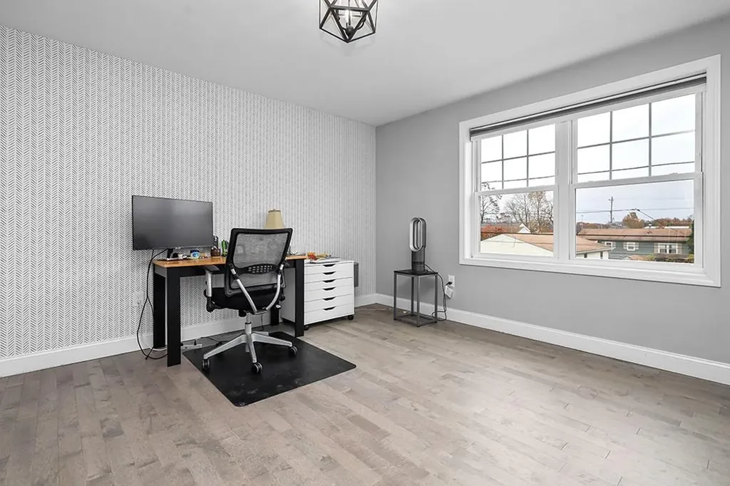 54 Raymond Street East Providence RI 02914