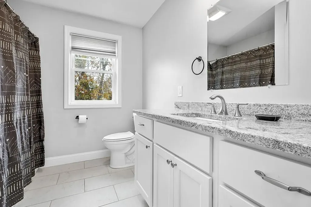 54 Raymond Street East Providence RI 02914