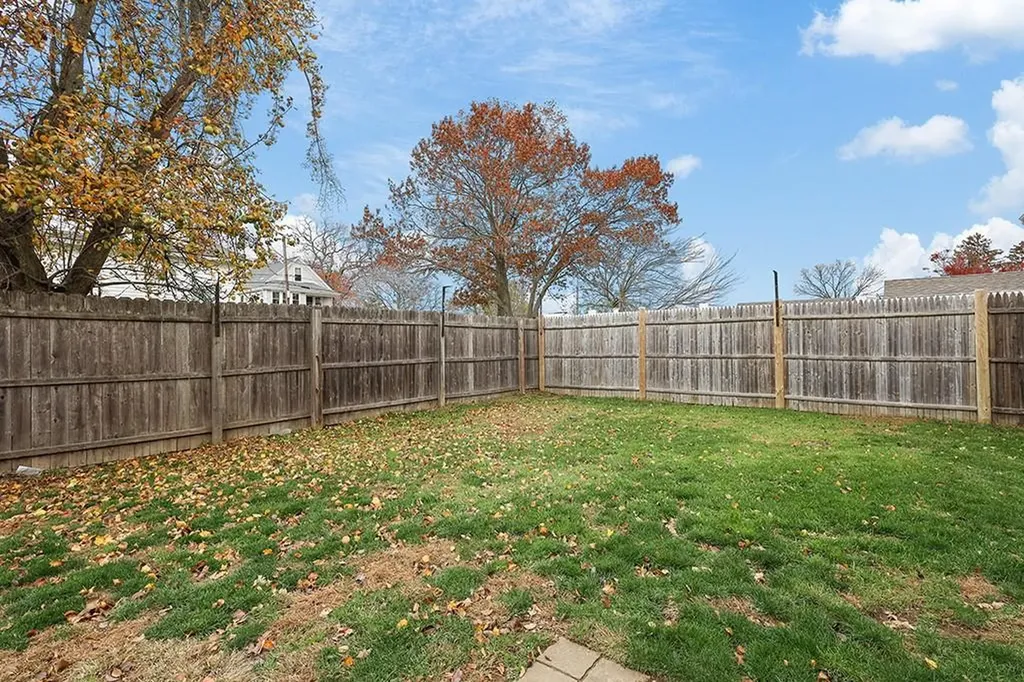 54 Raymond Street East Providence RI 02914