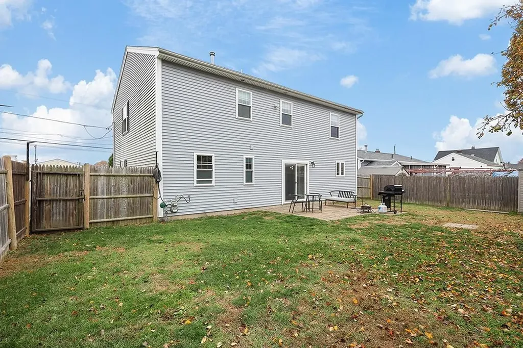 54 Raymond Street East Providence RI 02914