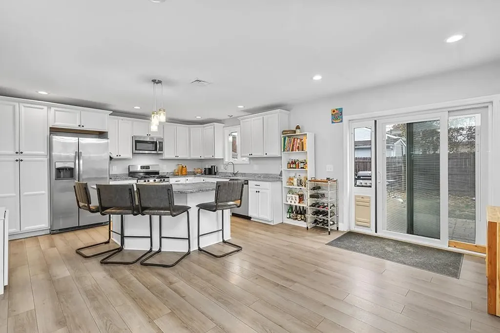 54 Raymond Street East Providence RI 02914