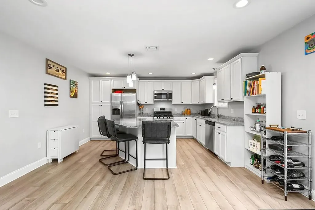 54 Raymond Street East Providence RI 02914