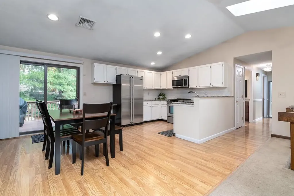 17 Wampum Drive Warwick RI 02886