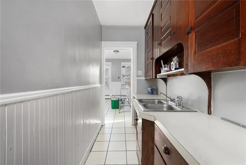 60 Fairlawn Avenue Woonsocket RI 02895