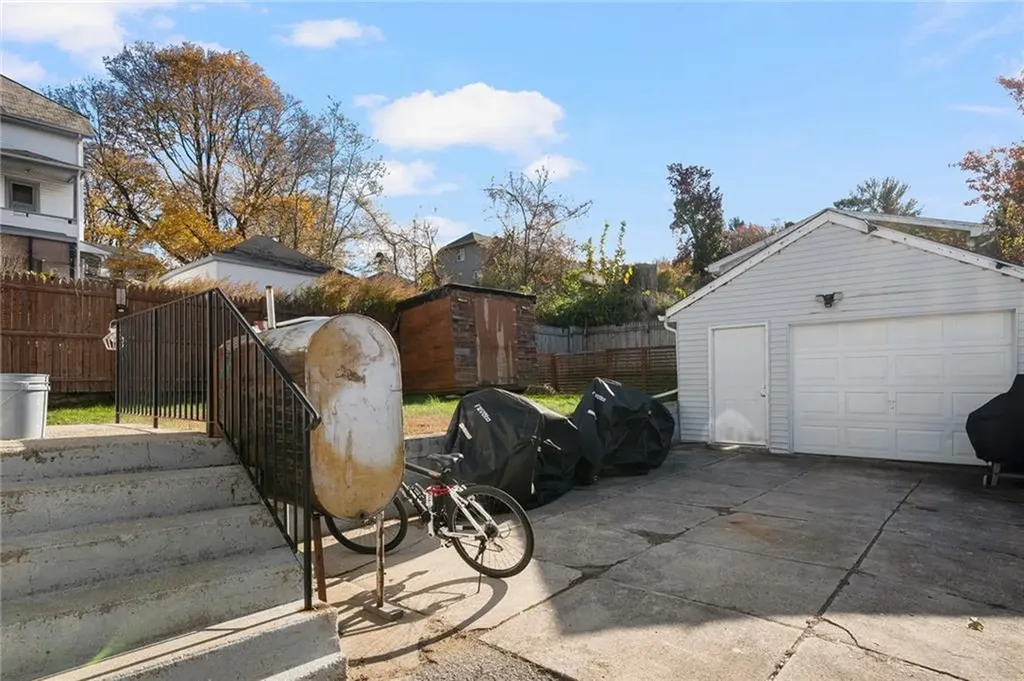 60 Fairlawn Avenue Woonsocket RI 02895