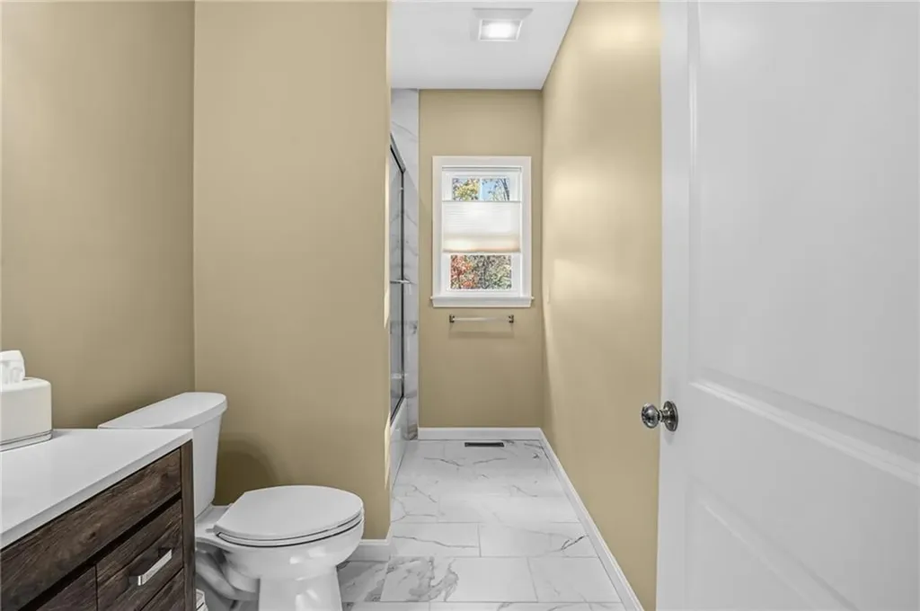 46 Lilyana Way Cranston RI 02920