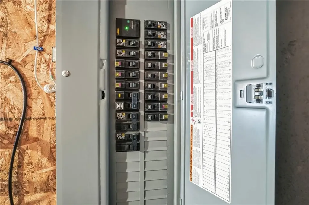 46 Lilyana Way Cranston RI 02920