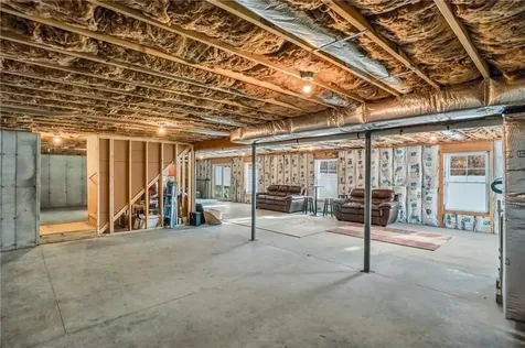 46 Lilyana Way Cranston RI 02920