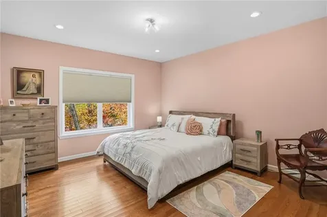 46 Lilyana Way Cranston RI 02920