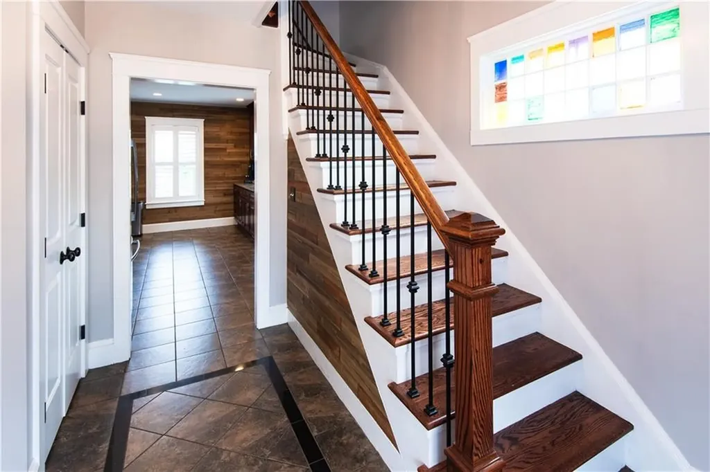 32 Hammond Street Newport RI 02840
