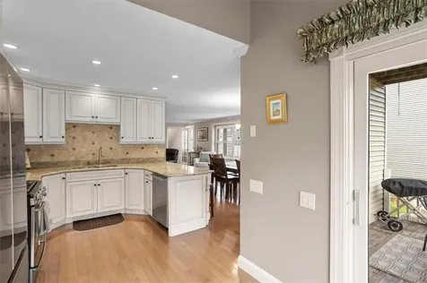 112 Turnessa Drive North Providence RI 02904