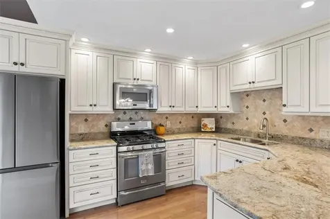 112 Turnessa Drive North Providence RI 02904